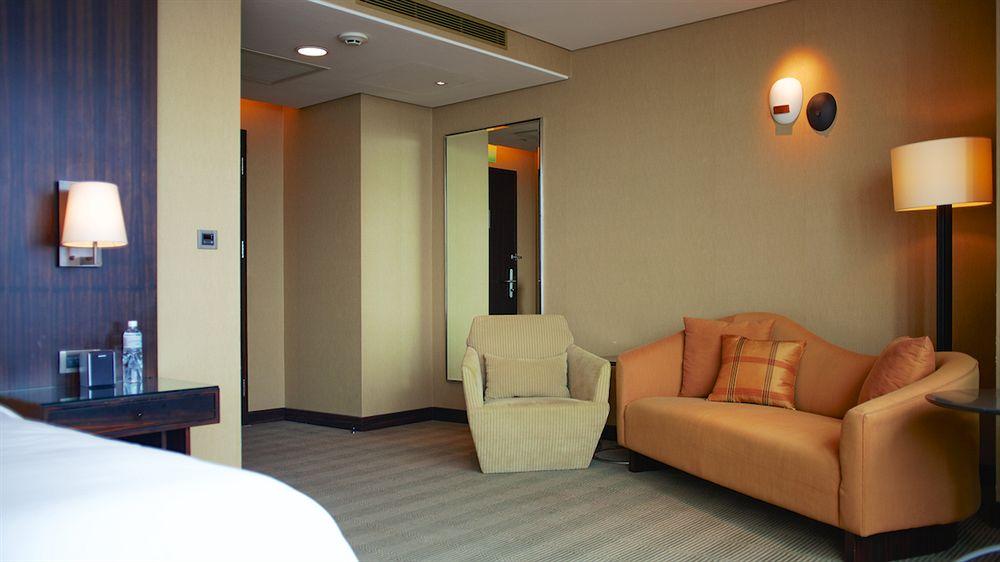 The Landis Taichung Hotel Bagian luar foto