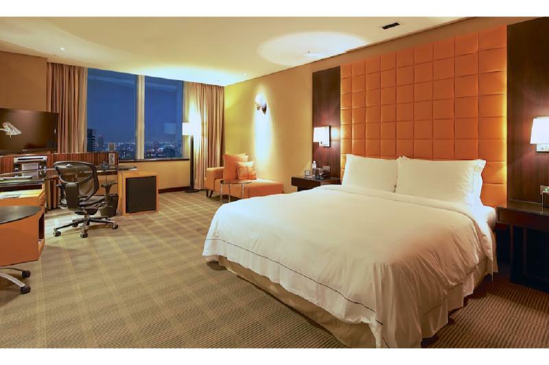 The Landis Taichung Hotel Bagian luar foto